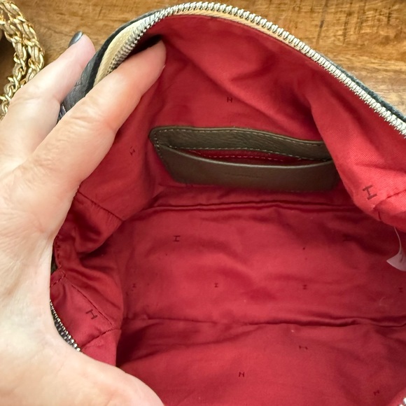 Hammitt
EVAN CROSSBODY SML - Cargo Black/Gunmetal - Picture 9 of 11